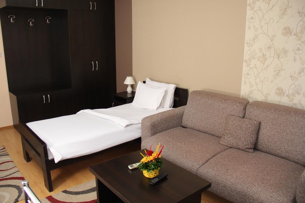 Garni Hotel Rile Men Ni Zimmer foto